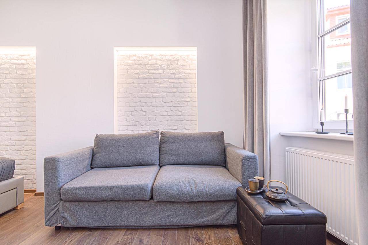 Welcoming Studio In Historic Vilnius With Free Parking By Urban Rent Apartment ภายนอก รูปภาพ